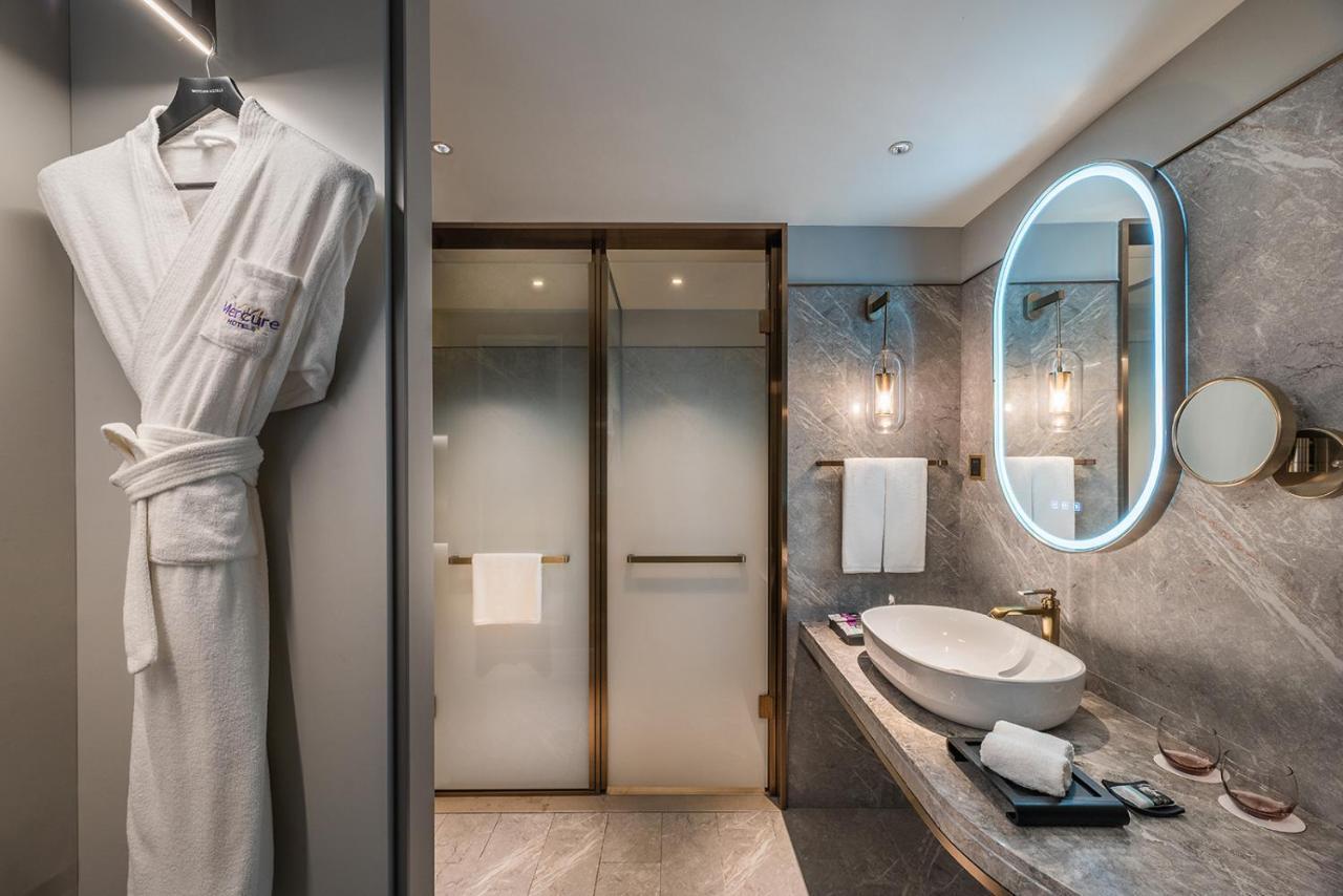 Mercure Chengdu Chunxi Exterior photo